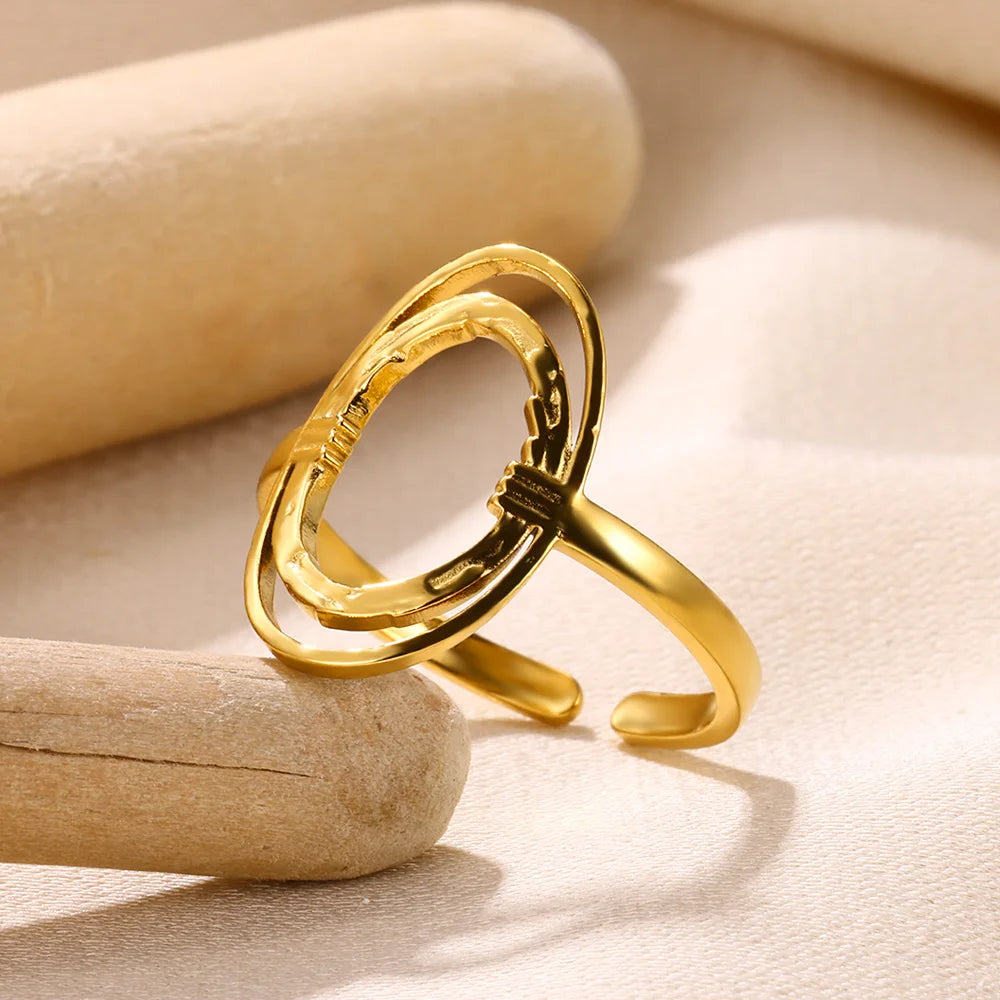 Aurum Muse – Modern Gold Stainless Steel Rings for Women
