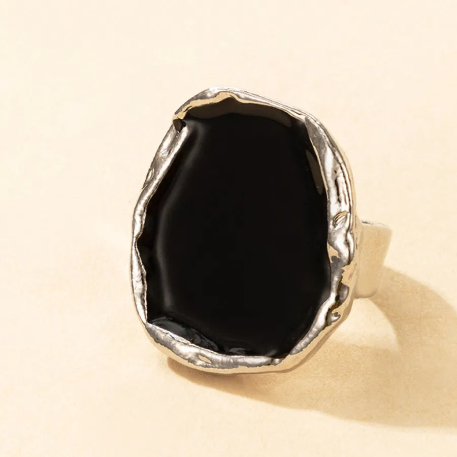 Obsidian Flame – Bold Statement Ring in Black & Pearl