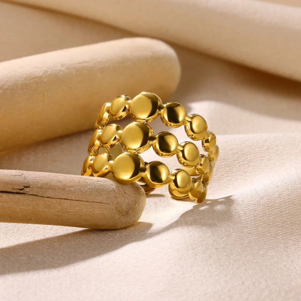 Aurum Muse – Modern Gold Stainless Steel Rings for Women
