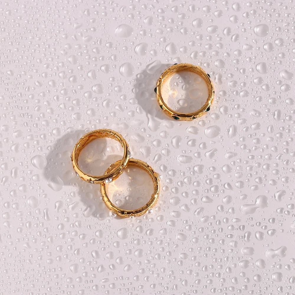 Soléa – Gold Rings with Pearl & Zircon Accents