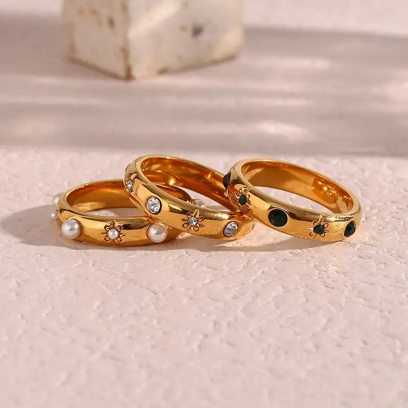 Soléa – Gold Rings with Pearl & Zircon Accents