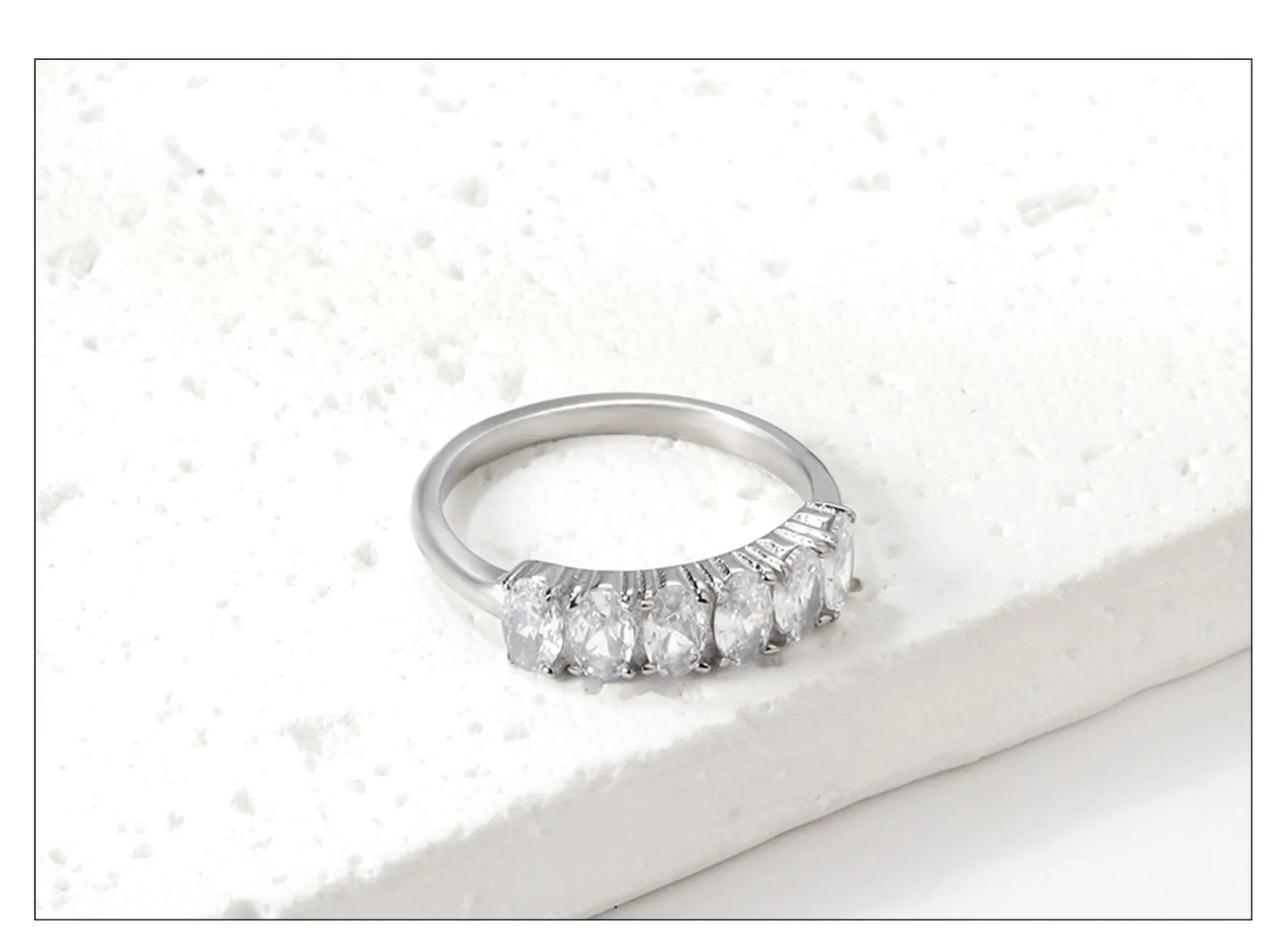 Klea – Gold & Silver Cubic Zirconia Rings for Modern Elegance