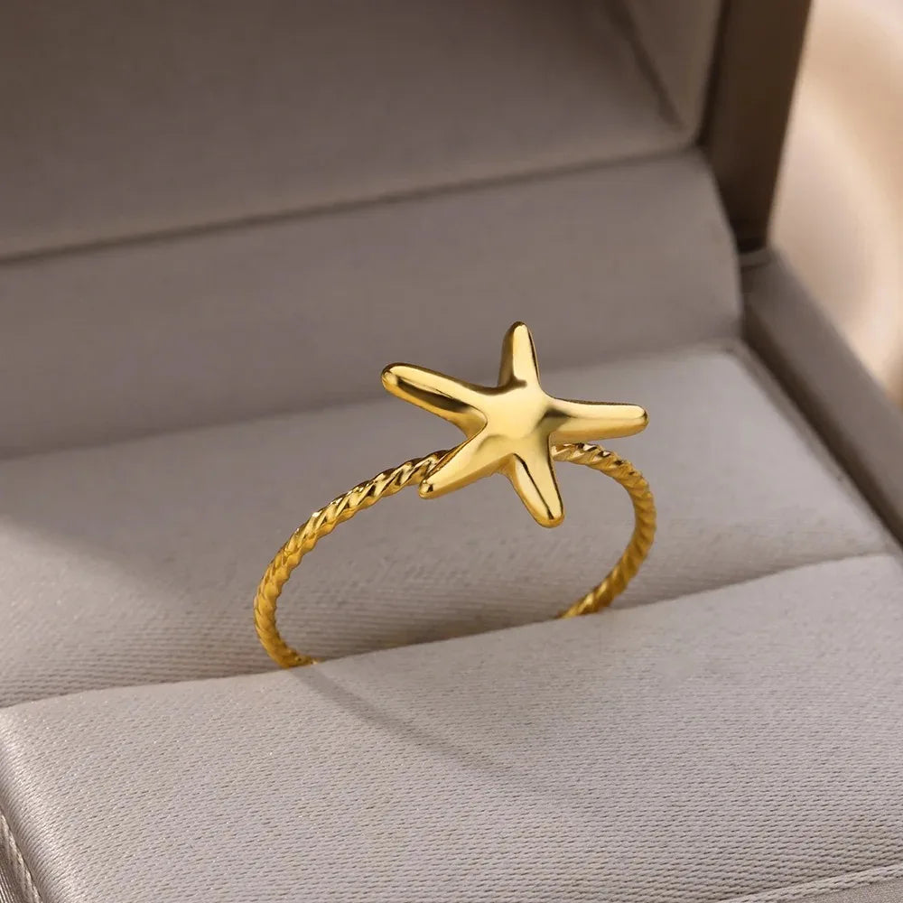 Aurum Muse – Modern Gold Stainless Steel Rings for Women