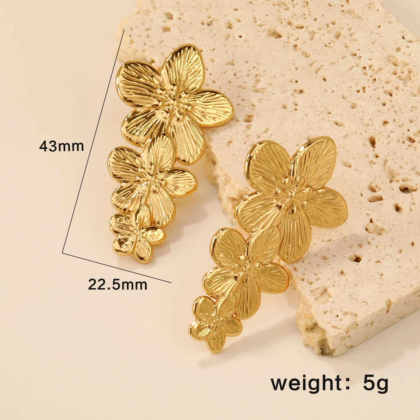 Flora Aurelia – Gold & Silver Stainless Steel Flower Necklace & Earrings Set