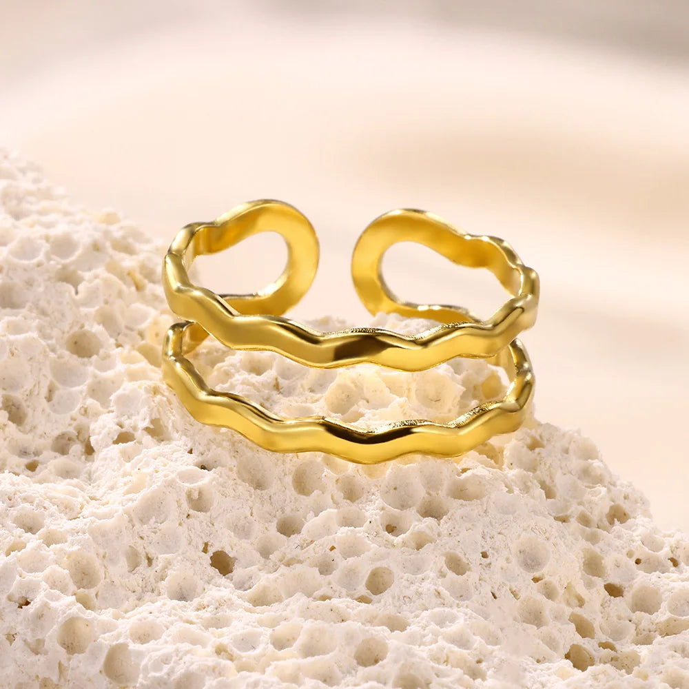 Aurum Muse – Modern Gold Stainless Steel Rings for Women