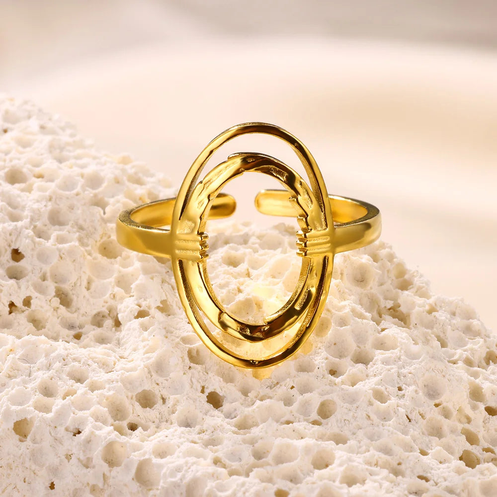 Aurum Muse – Modern Gold Stainless Steel Rings for Women