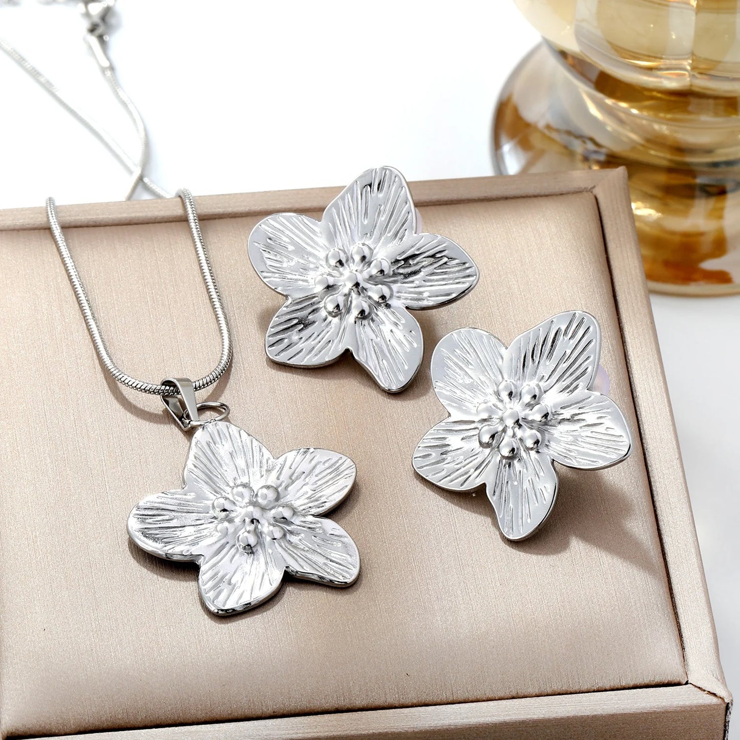 Flora Aurelia – Gold & Silver Stainless Steel Flower Necklace & Earrings Set