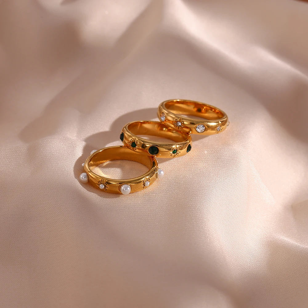 Soléa – Gold Rings with Pearl & Zircon Accents