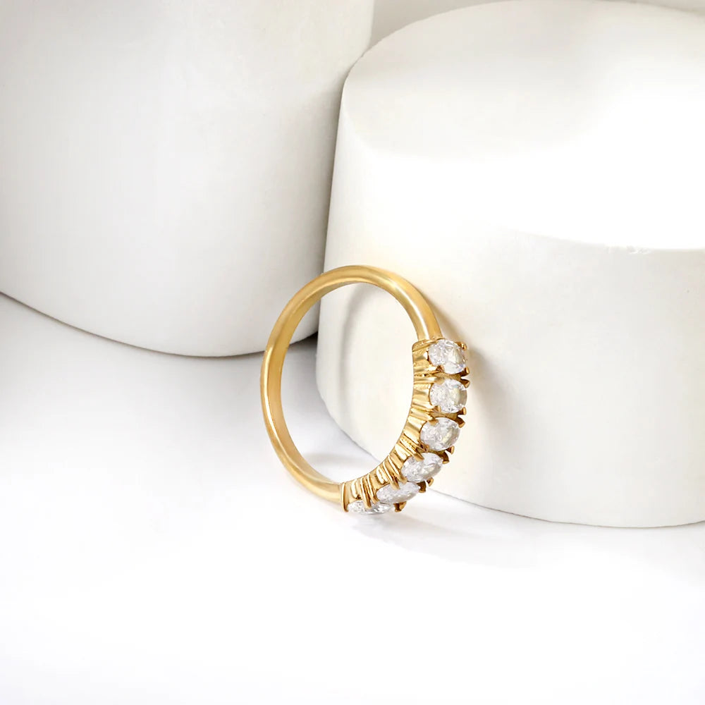 Klea – Gold & Silver Cubic Zirconia Rings for Modern Elegance