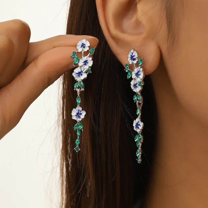 Floréa – Elegant Enamel Flower Drop Earrings