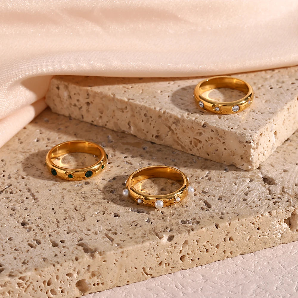 Soléa – Gold Rings with Pearl & Zircon Accents